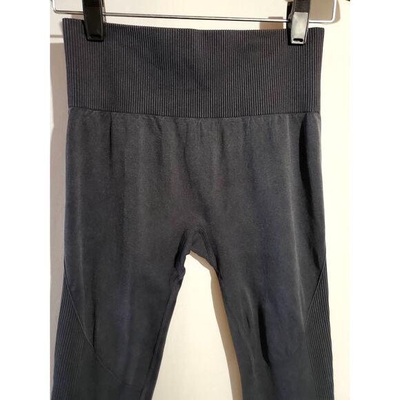 Savvi NWOT Impact Compression Ribbed High Rise Leggings Women XS Gray Activewear - Picture 4 of 9